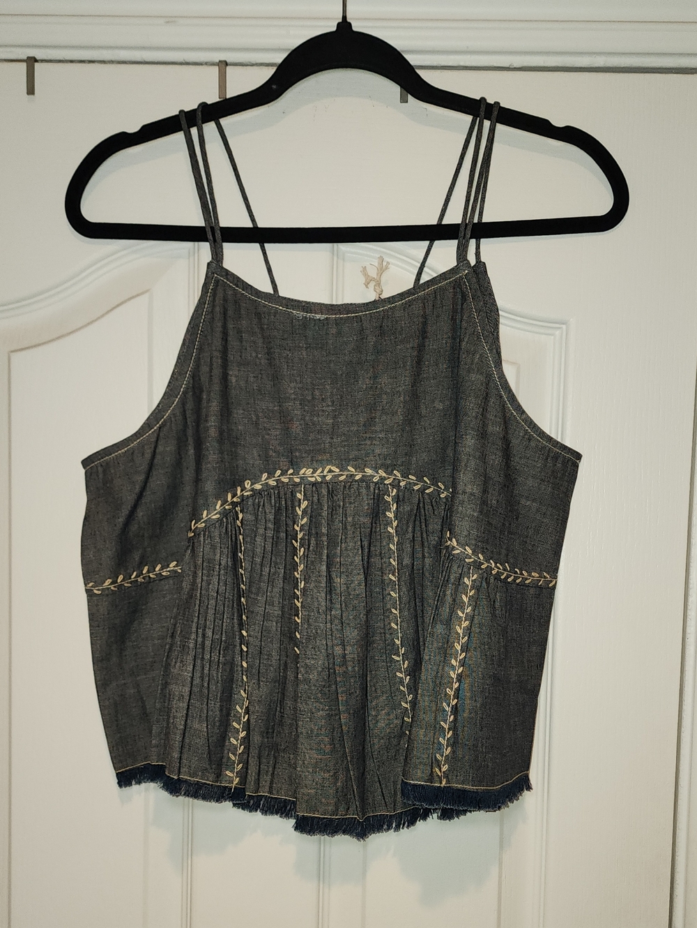 New NATURAL LIFE Erin Embroidered Cotton Tank, NWT, Sz. Large